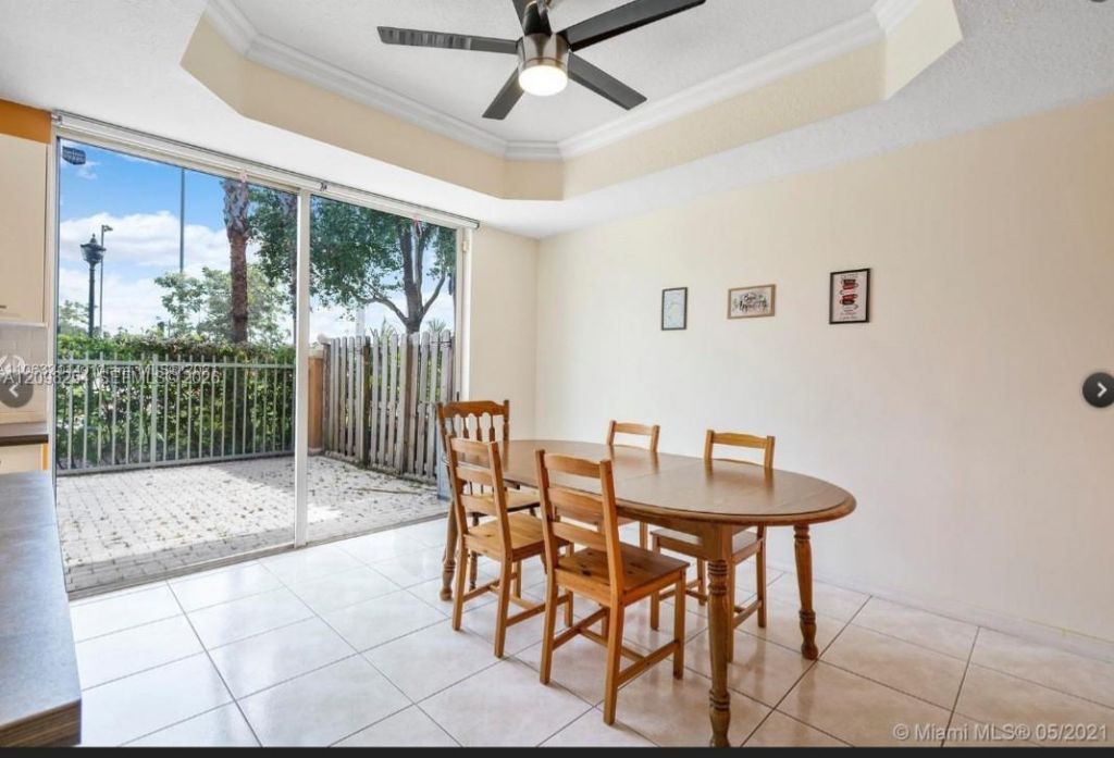 11528 NW 60th Ter, Unit 475, Doral, FL 33178 Photo