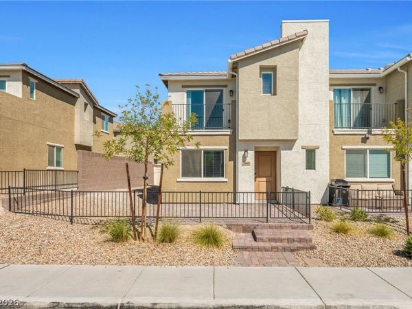 2661 SADDLE BRONZE Court , North Las Vegas, NV 89086