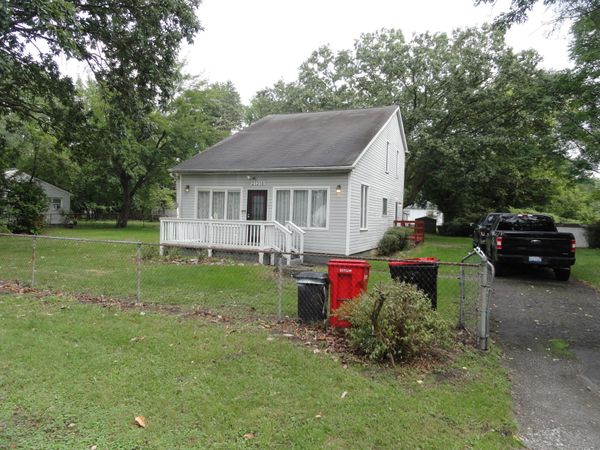 21318 Poinciana Street, Southfield, MI 48033