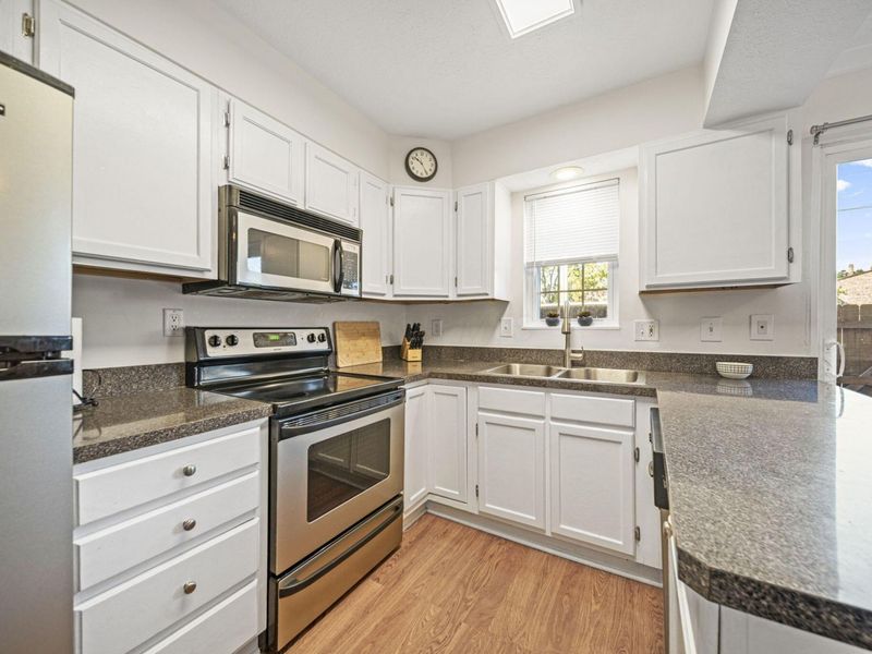4635 Orwell Drive, Unit 4635, Columbus, OH 43220 Photo 11