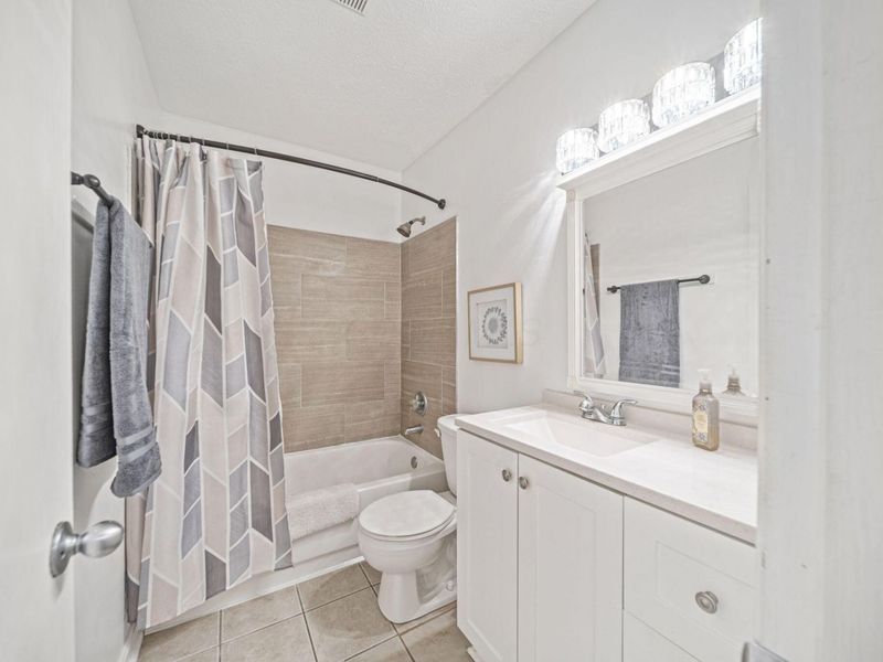 4635 Orwell Drive, Unit 4635, Columbus, OH 43220 Photo 27