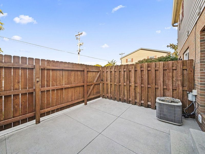 4635 Orwell Drive, Unit 4635, Columbus, OH 43220 Photo 31