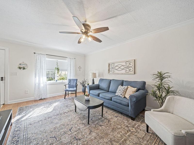 4635 Orwell Drive, Unit 4635, Columbus, OH 43220 Photo 6