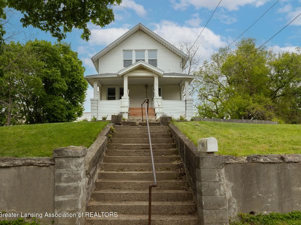 929 Dakin Street, Lansing, MI 48912