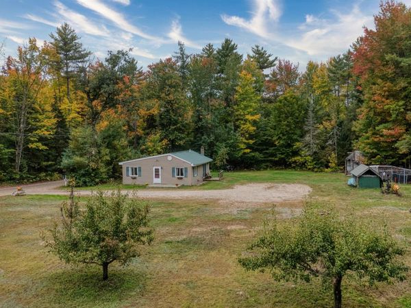 24 Stevens Road, Effingham, NH 03882