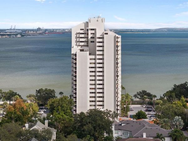 4141 BAYSHORE BOULEVARD, Unit 205, TAMPA, FL 33611