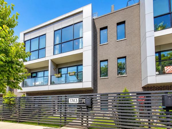1743 N Winnebago Avenue , Chicago, IL 60647