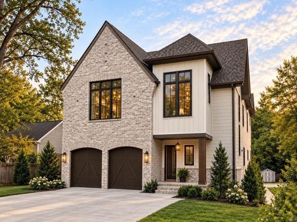 219 53rd Ave N, Nashville, TN 37209
