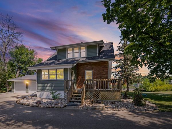 3310 Chaska Boulevard, Chaska, MN 55318