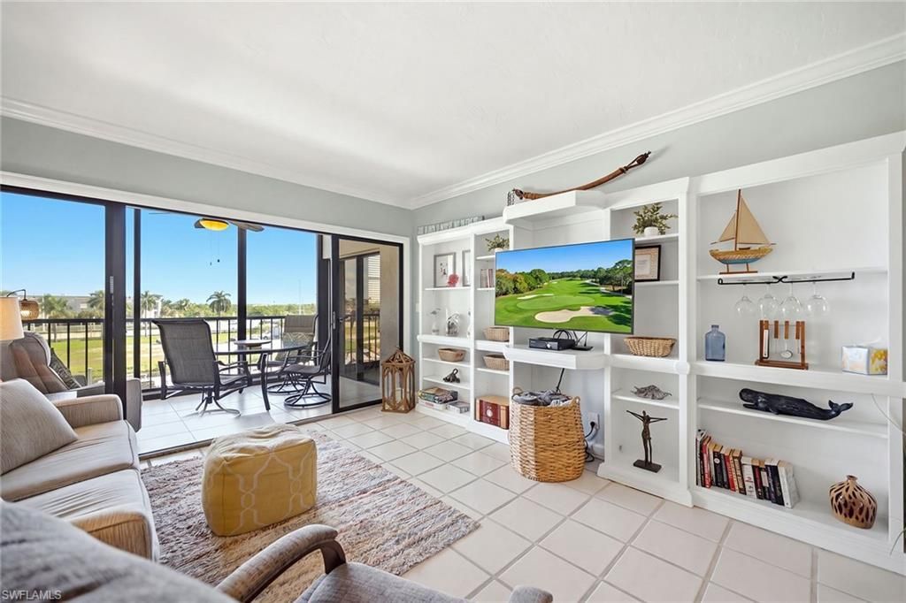 803 River Point Dr, Unit 306B, Naples, FL 34102 Photo