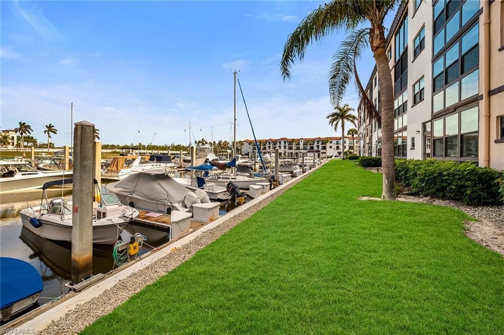 803 River Point Dr, Unit 306B, Naples, FL 34102 Photo