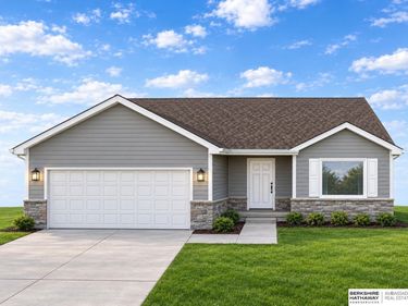 9612 N 167th Avenue, Bennington, NE 68007