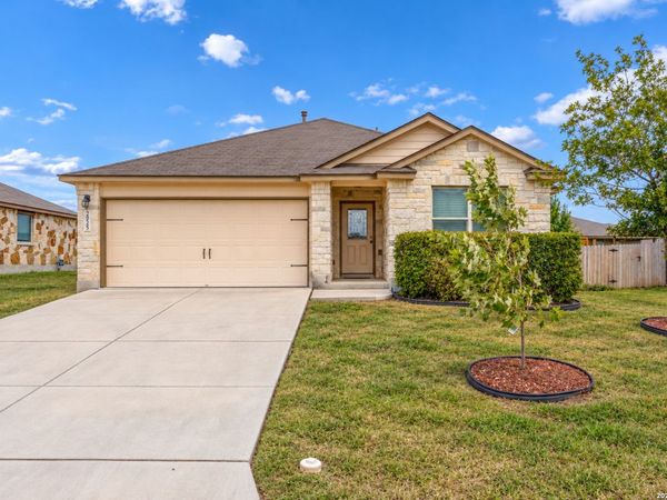 2525 LONESOME CREEK TRL, New Braunfels, TX 78130