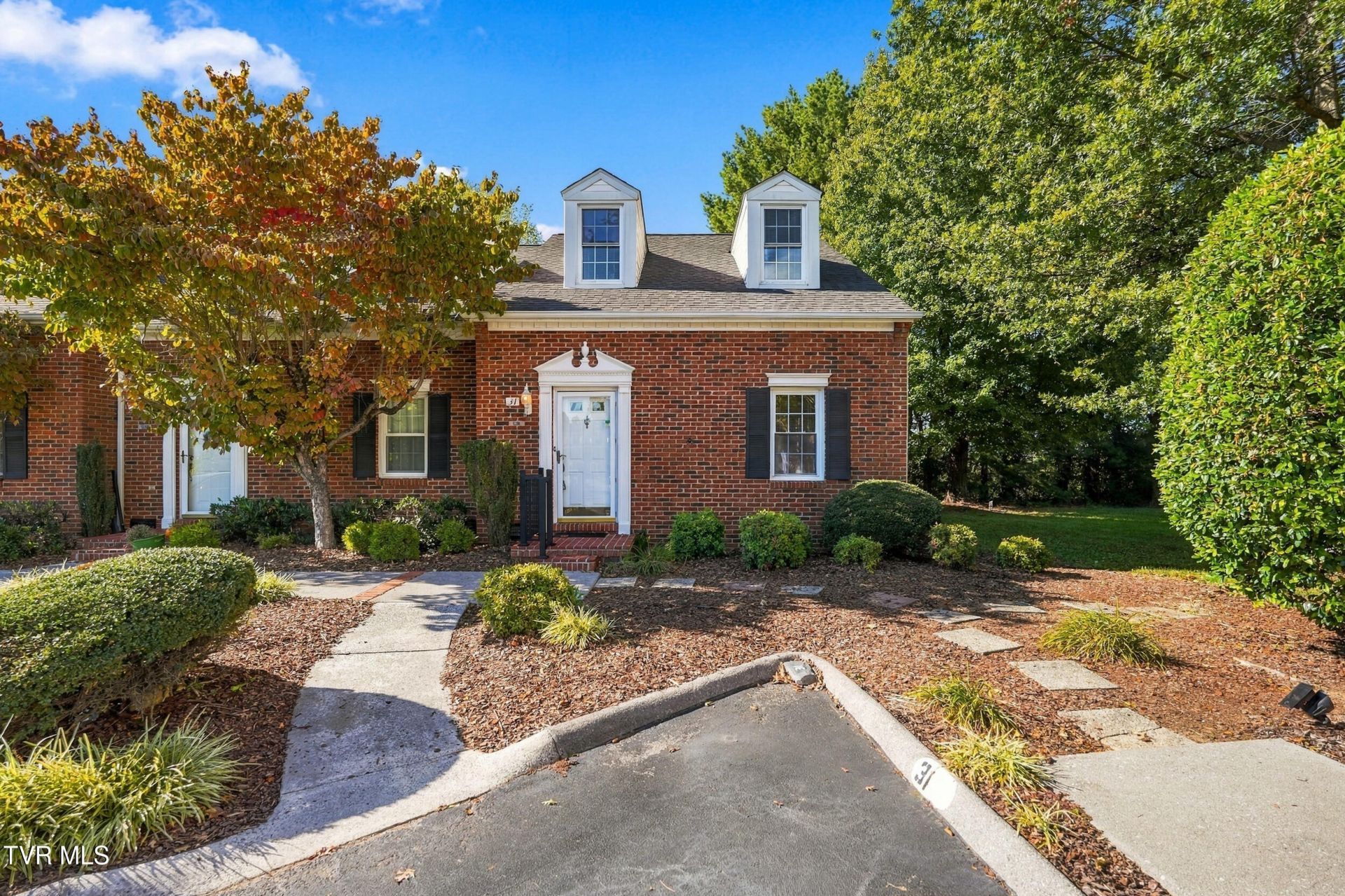 400 Sunset Drive, Unit Apt G31, Johnson City, TN 37604 Main Photo