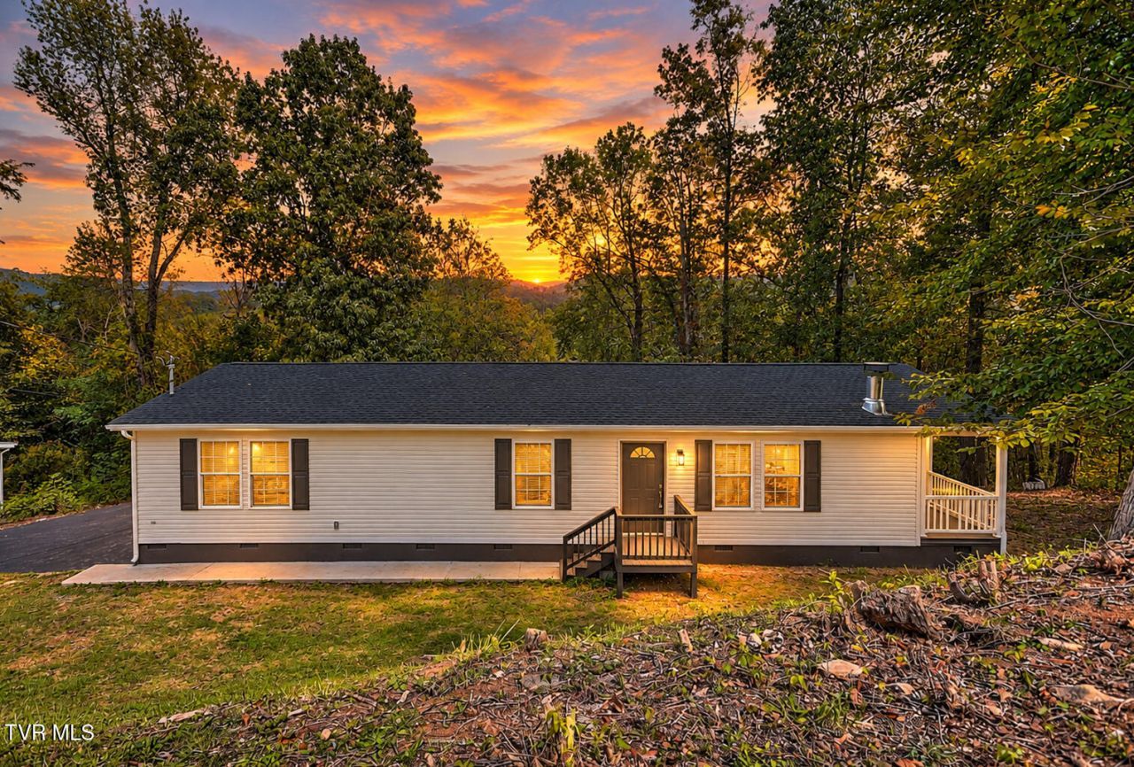109 Daniel Lane, Elizabethton, TN 37643 Main Photo