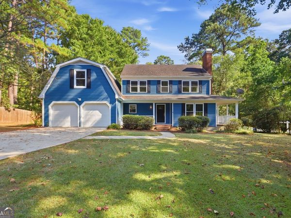 990 Chads Ford Court, Macon, GA 31210