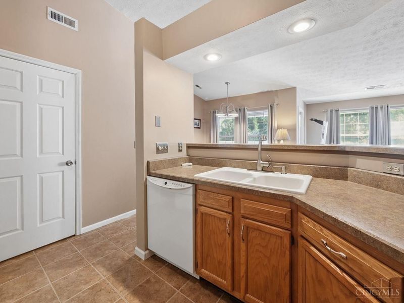 6668 Washington Circle, Middletown, OH 45005 Photo 17