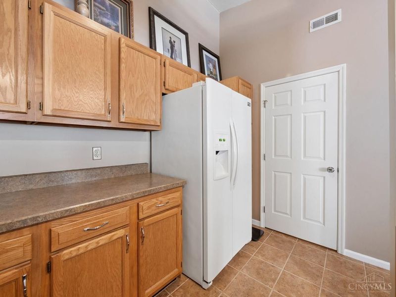 6668 Washington Circle, Middletown, OH 45005 Photo 18