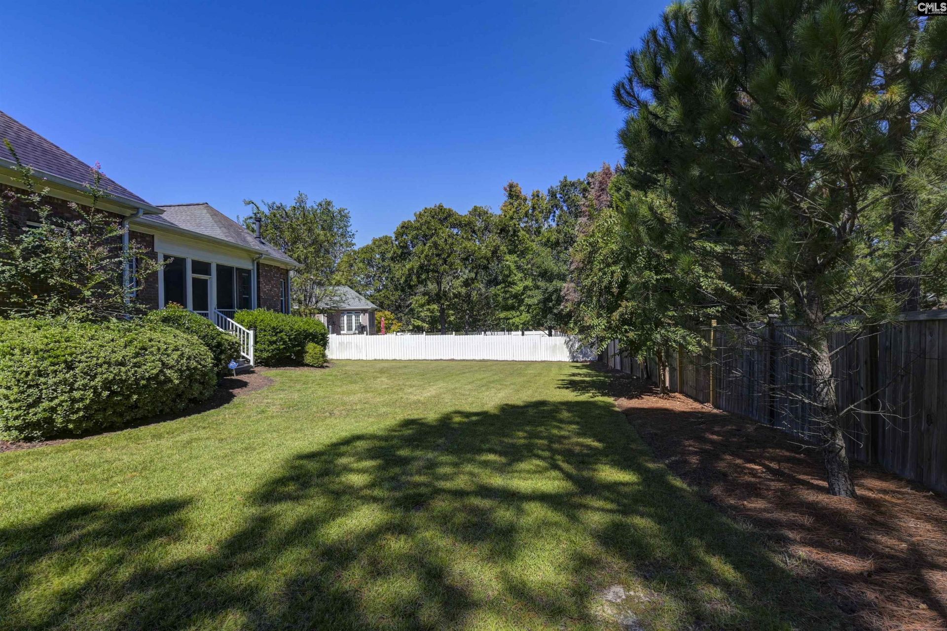 21 Palm Crescent Court  Photo 12