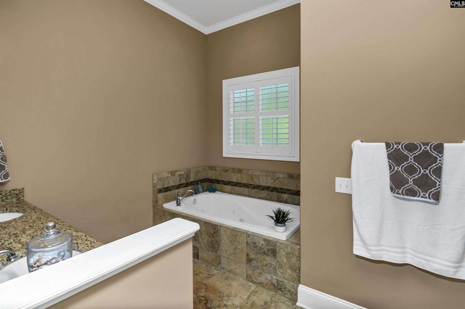 21 Palm Crescent Court  Photo 36