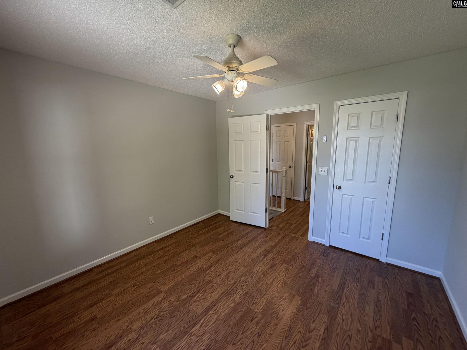 320 Hunters Ridge Drive  Photo 14