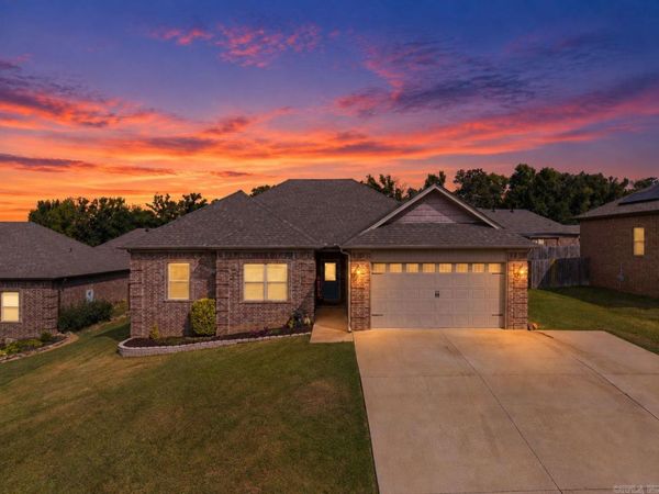 744 Mango Loop, Austin, AR 72007