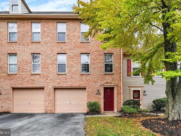 912 SKYVIEW DRIVE, Unit 912, YORK, PA 17406