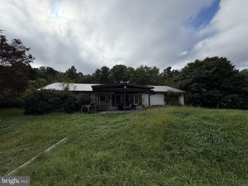 11682 Loop Road, Fayetteville, PA 17222 Main Photo