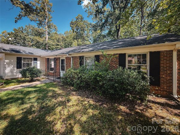 5500 Whippoorwill Street , Durham, NC 27704