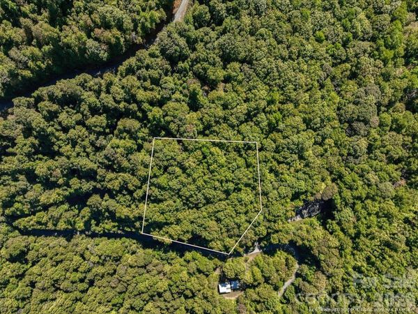 001 Natures Trail , Burnsville, NC 28714