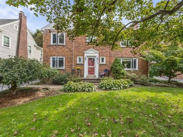 330 Rhinecliff Drive, Rochester, NY 14618