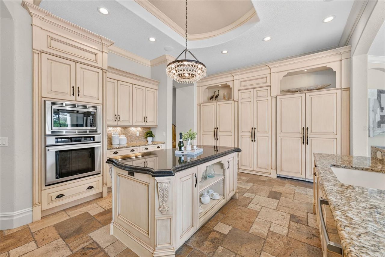 6113 Grosvenor Shore Drive, Windermere, FL 34786 Photo