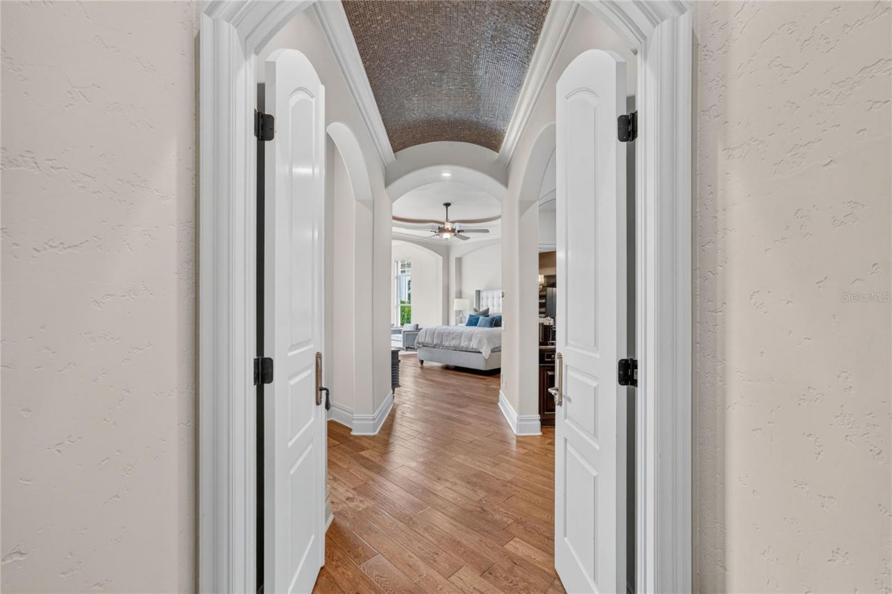 6113 Grosvenor Shore Drive, Windermere, FL 34786 Photo
