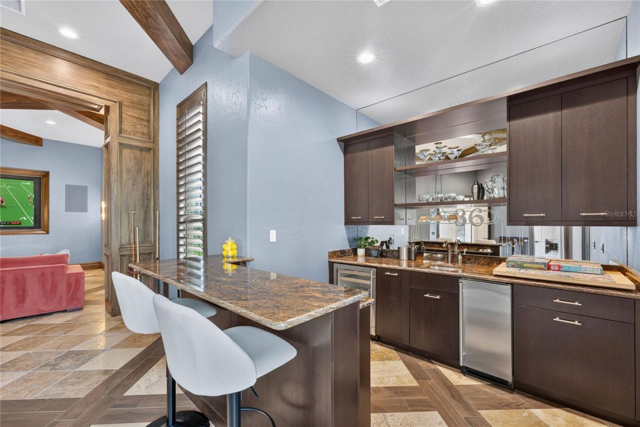 6113 Grosvenor Shore Drive, Windermere, FL 34786 Photo