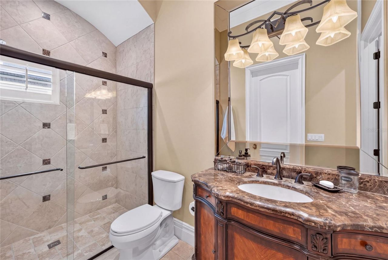 6113 Grosvenor Shore Drive, Windermere, FL 34786 Photo