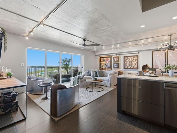 7430 SUNSHINE SKYWAY LANE S, Unit 901, ST PETERSBURG, FL 33711