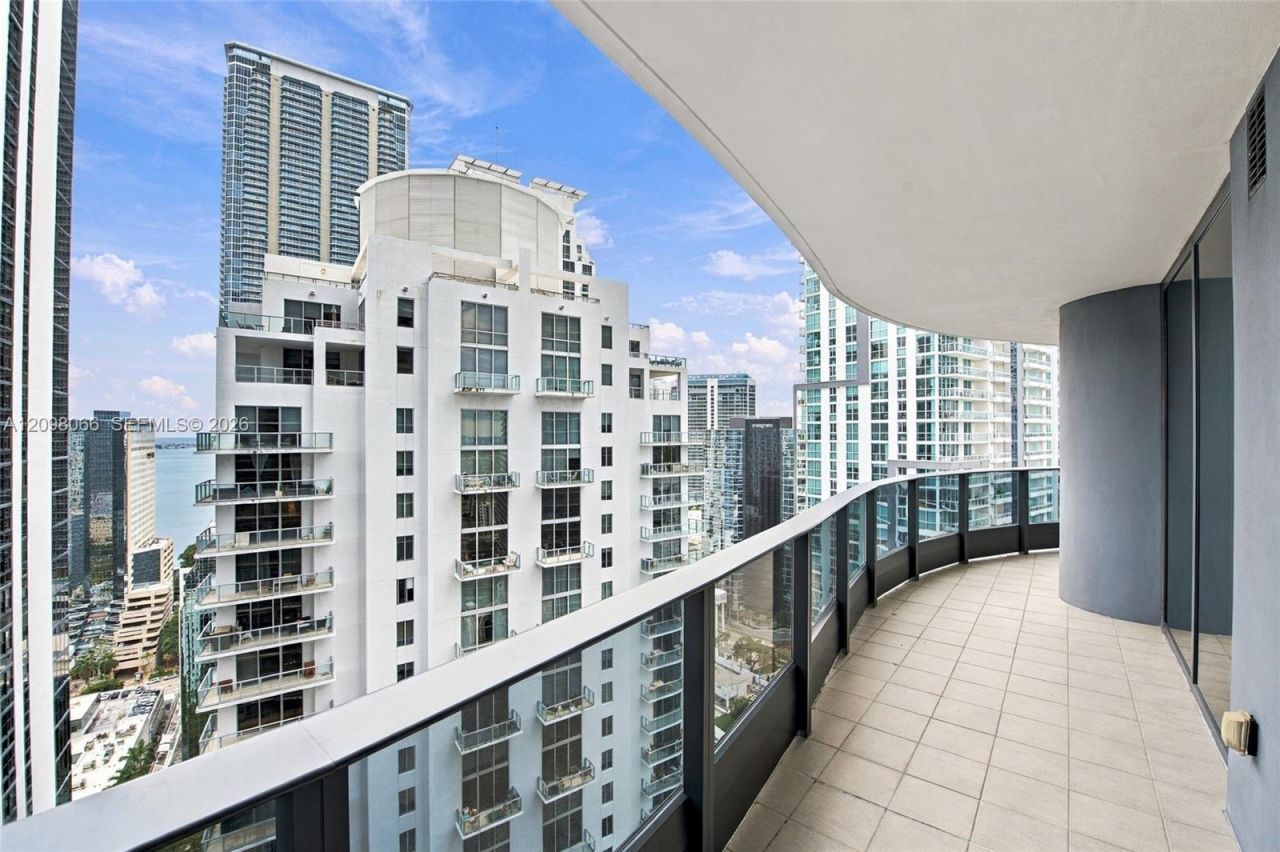 1000 Brickell Plz , Unit 3401, Miami, FL 33131 Photo