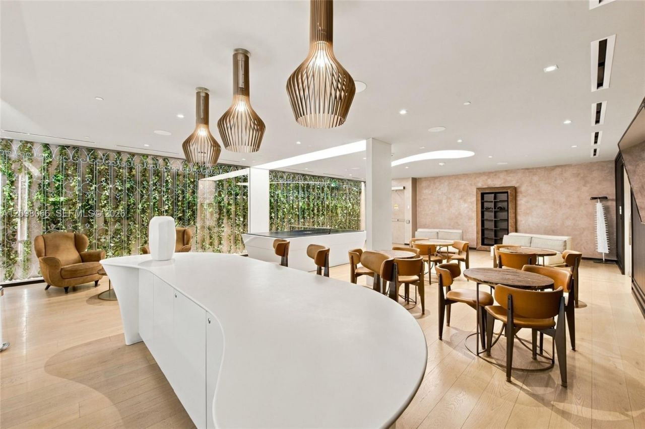 1000 Brickell Plz , Unit 3401, Miami, FL 33131 Photo