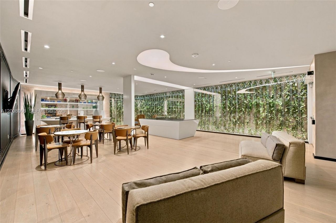 1000 Brickell Plz , Unit 3401, Miami, FL 33131 Photo
