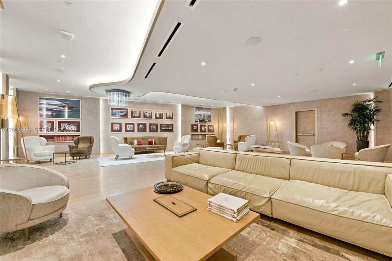 1000 Brickell Plz , Unit 3401, Miami, FL 33131 Photo