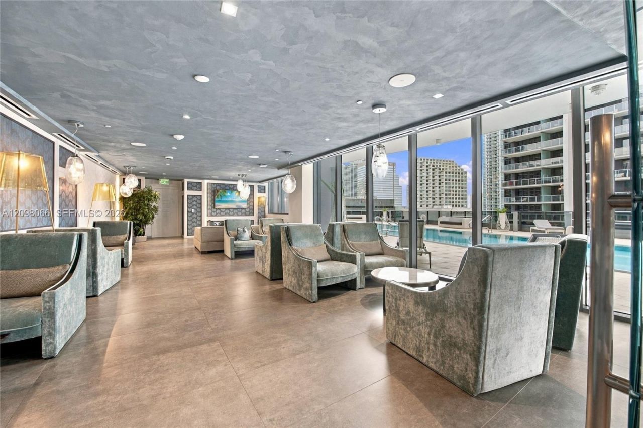 1000 Brickell Plz , Unit 3401, Miami, FL 33131 Photo