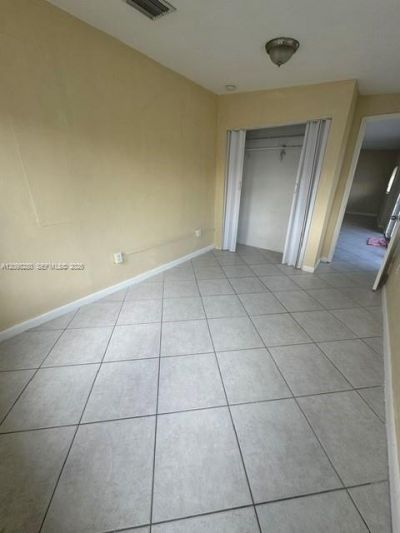 9265 SW 44th St , Miami, FL 33165 Photo