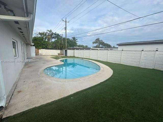 9265 SW 44th St , Miami, FL 33165 Photo