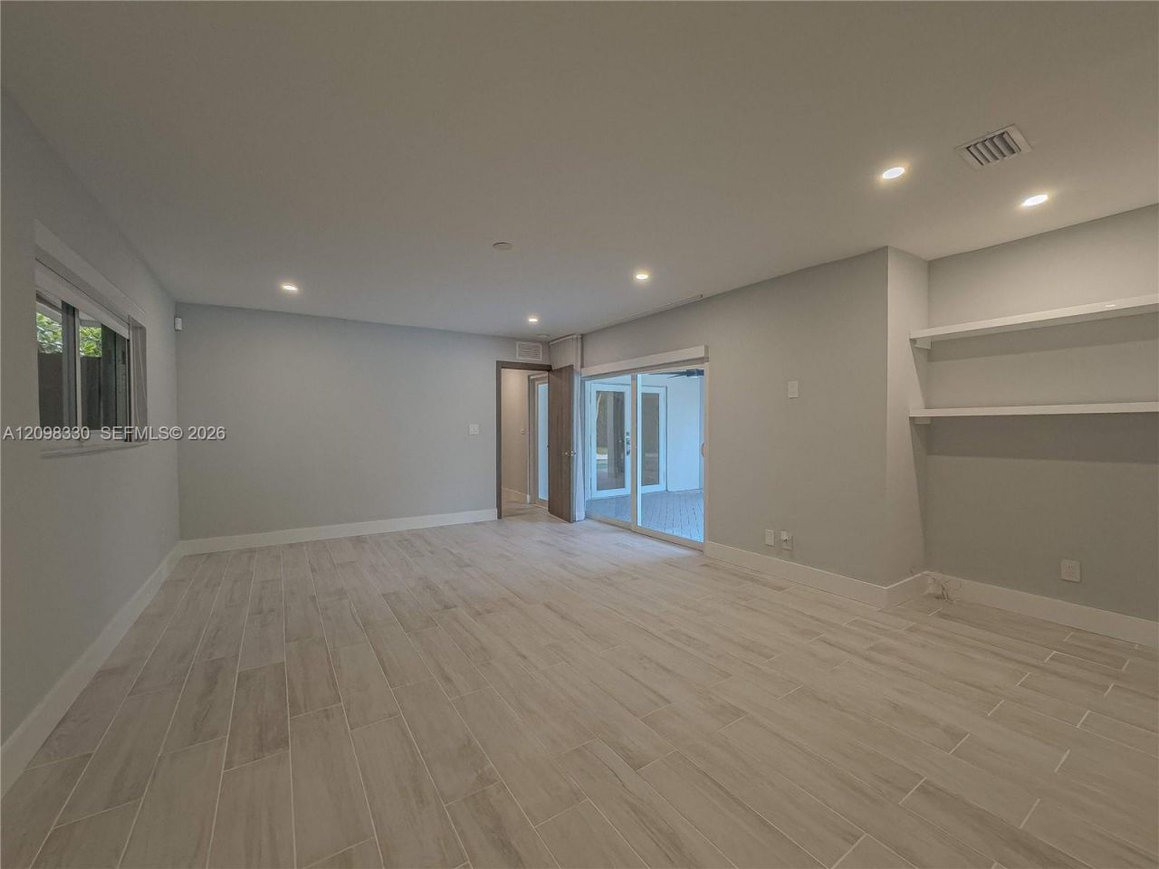20405 NE 22nd Pl , Unit 20405, Miami, FL 33180 Photo