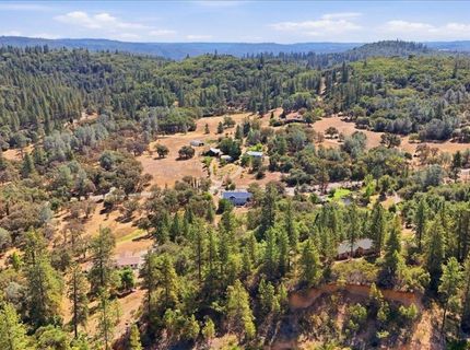 22858 Pleasant Valley Rd, North San Juan, CA 95960 Photo