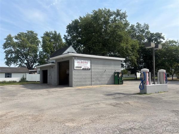33 E Elm Street , Aviston, IL 62216