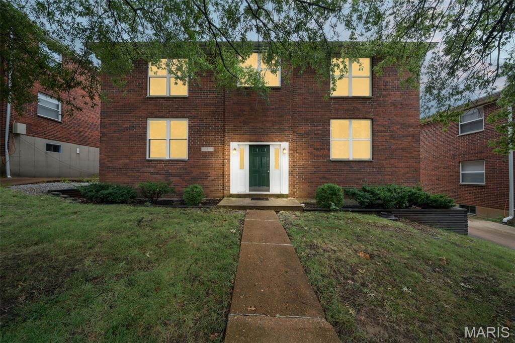 10372 Parkman Drive, Lakeshire, MO 63123 Main Photo