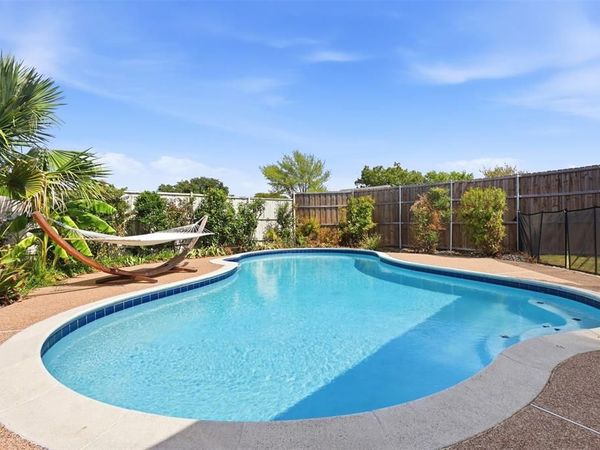 5720 Truitt Street, The Colony, TX 75056