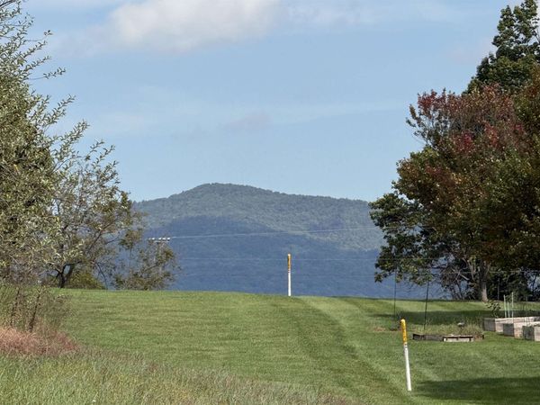 140 ANA MARIE BLVD, WAYNESBORO, VA 22980