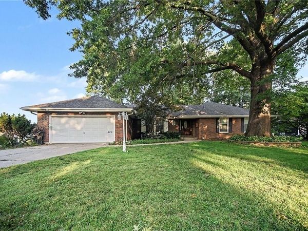 420 Glendale Road, Liberty, MO 64068